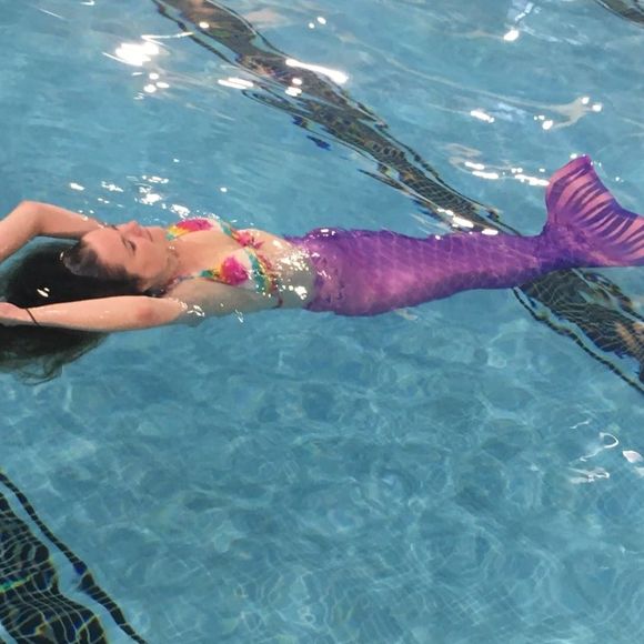 Meet your Posher, Megan - Picture 1 of 1